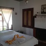 Salkim Konak Ve Agac Evler Selçuk