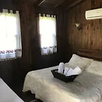 Salkim Konak Ve Agac Evler