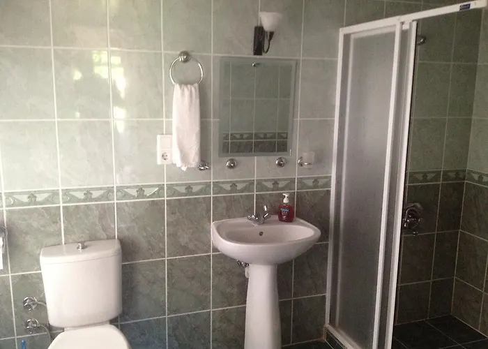 Salkim Konak Ve Agac Evler