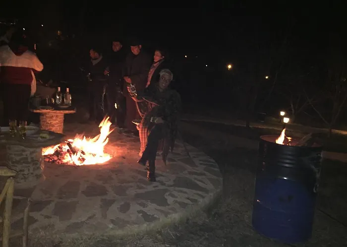 Salkim Konak Ve Agac Evler Selcuk