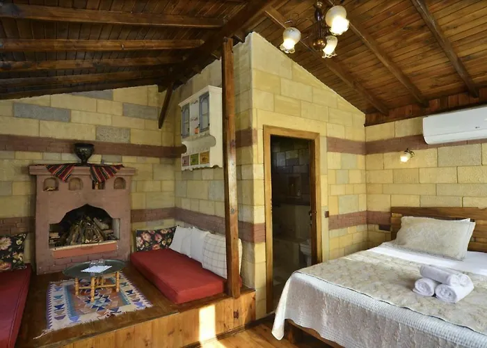 Salkim Konak Ve Agac Evler * Selcuk